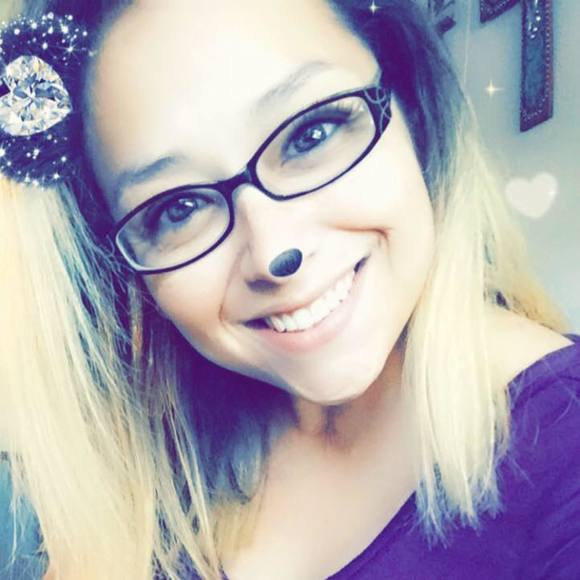 Meet your Posher, Lesley - Picture 1 of 1